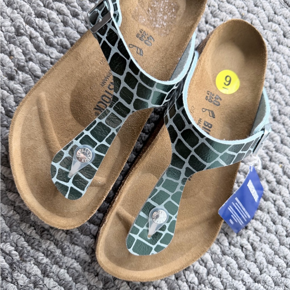 Birkenstock Gizeh Sandals in Mint Green Croc-Embossed - Picture 3 of 5